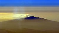 Anflug auf Catania - der aktive Ätna begrüßt uns standesgemäß