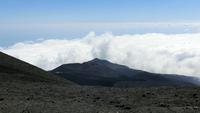 Blick auf die Wolken vom Gipfel des Ätna