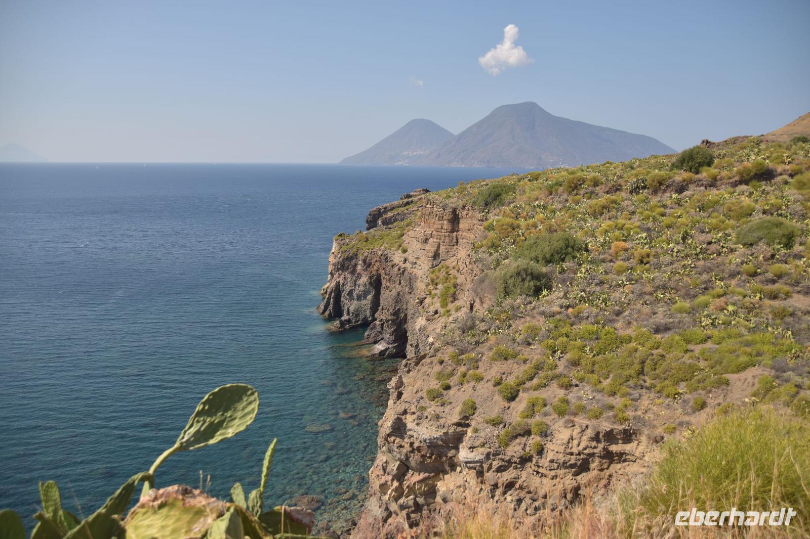 Blick auf die Insel Salina