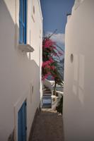 Blick zum Meer in den Gassen Panareas