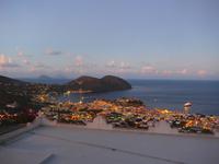 Italien, Sizilien, Lipari mit Panarea und Stromboli im Hintergrund