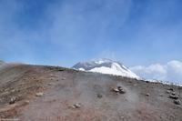 Wanderung auf dem Kraterrand des Zentralkraters - Ätna - Blick hinüber zum Südostkrater