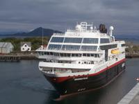 Svolvaer Lofoten-Hurtigruten Midnatsol