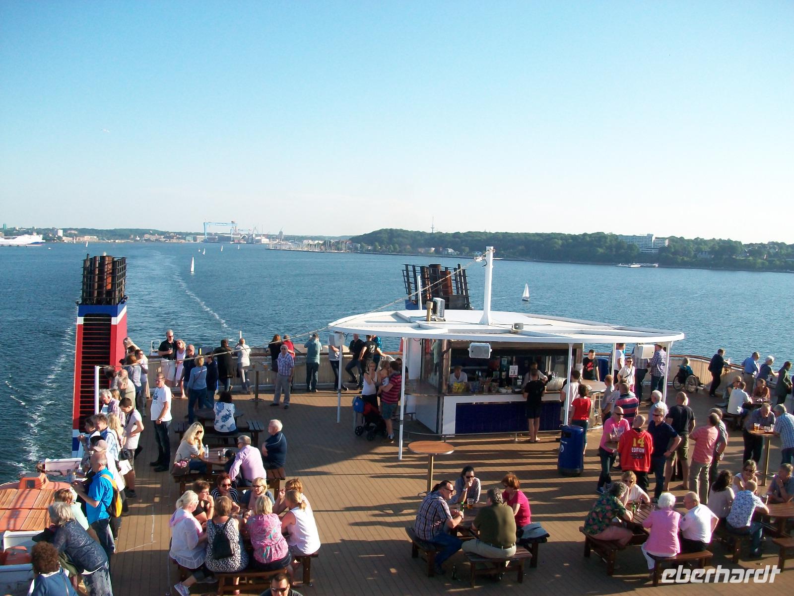 Fährausfahrt in Kiel 