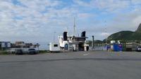 Fähre von Svolvær über die Insel Skrova nach Skutvik