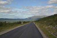 Auf der E6 Idjarjärvi in Norwegen