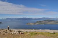 Außerplanmäßiges Abendessen am Gildetun - Blick auf Kvænangen und den Øksfjordjøkelen