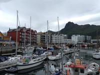 das Hafenbecken in Svolvär