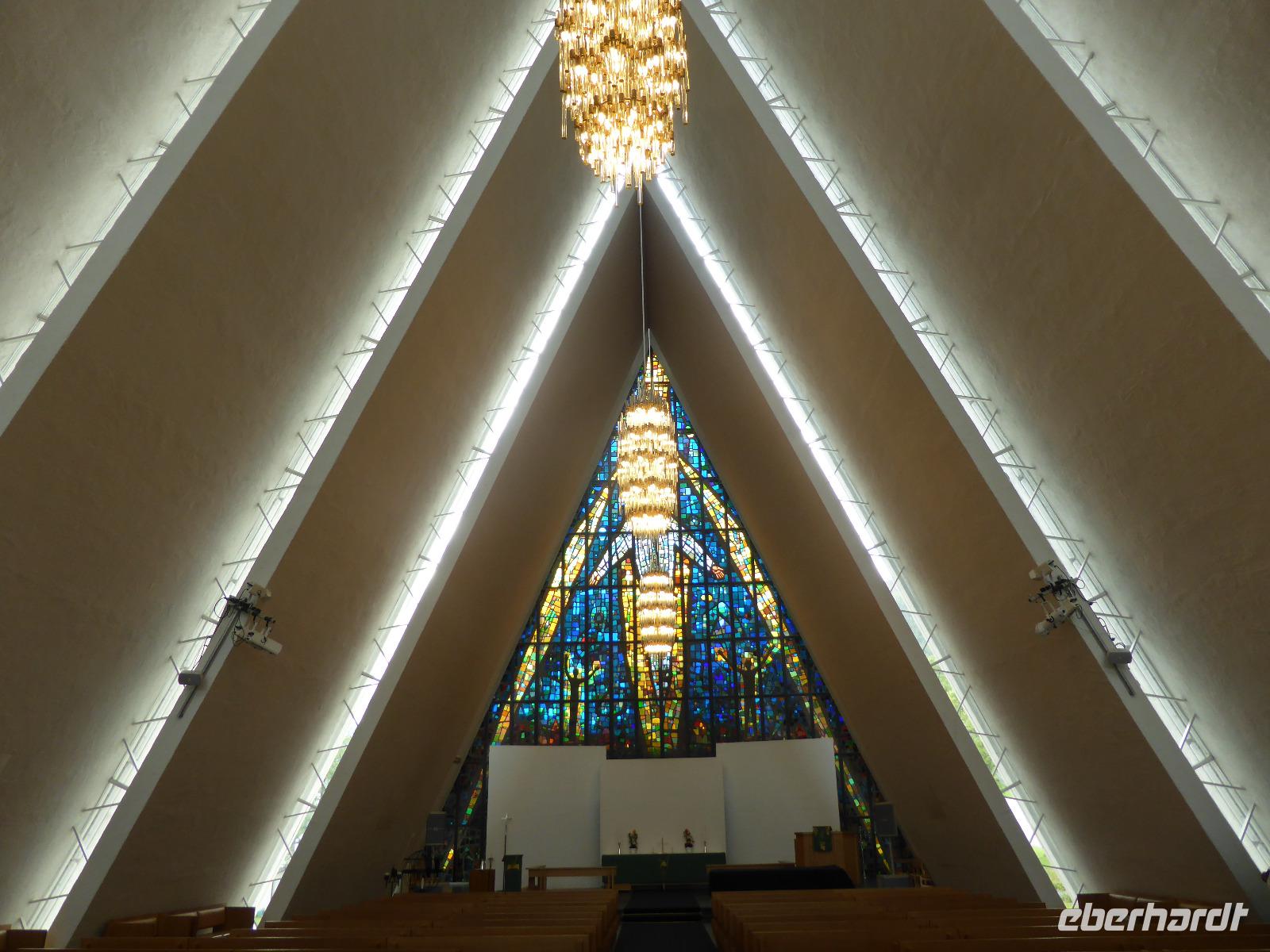 Tromsö - Eismeerkathedrale innen