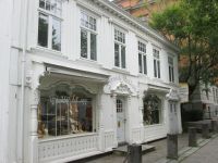 Trondheim: Juweliergeschäft in einem über 250 Jahre alten Holzhaus