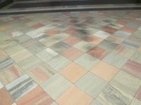 Nidarosdom: Boden mit Fauske-Marmorplatten