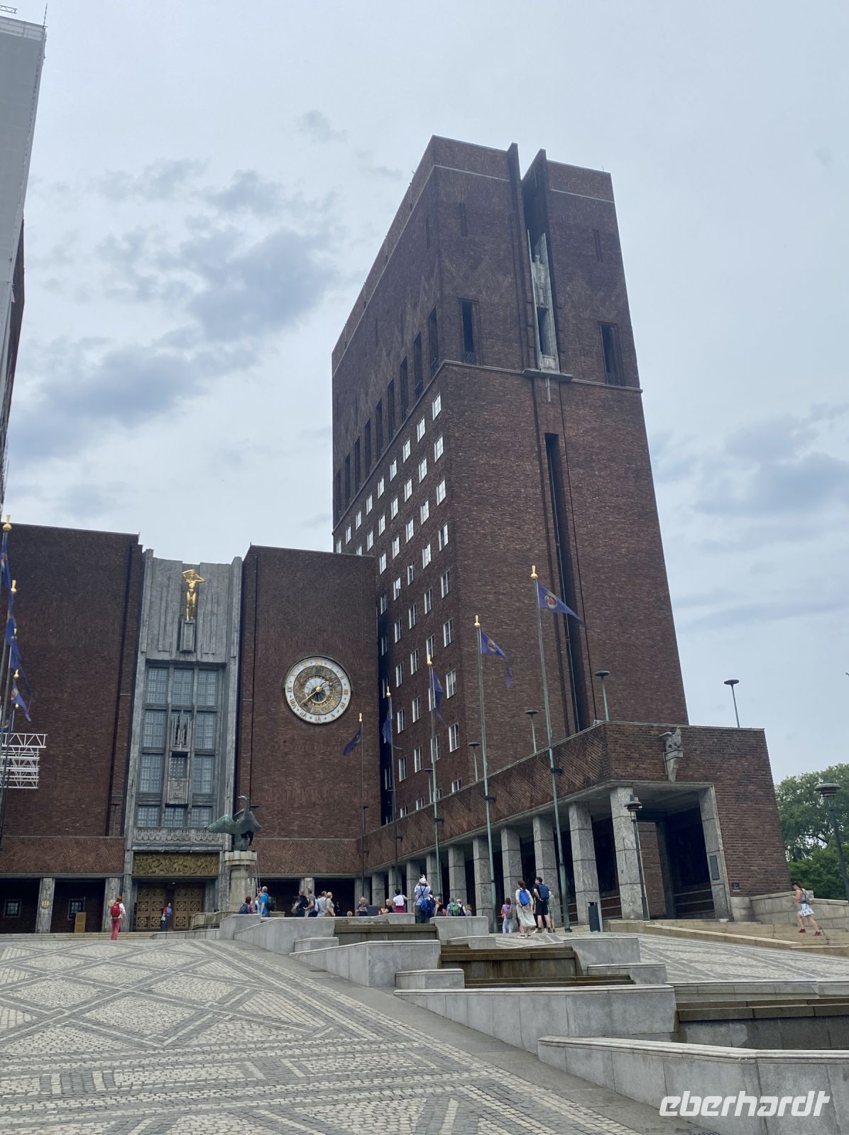 Tag 14 - Stadtrundfahrt in Oslo, Rathaus 