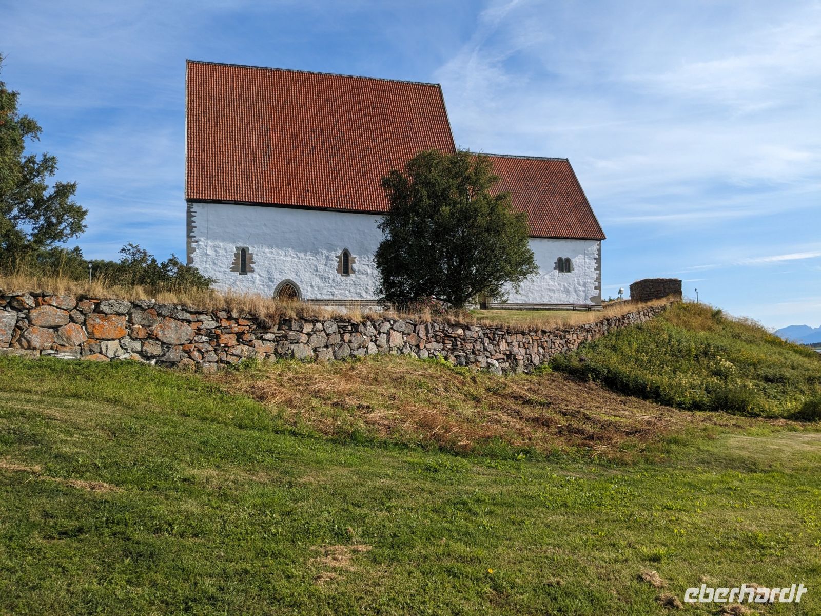 die Kirche von Trondenes ist die älteste erhaltene Steinkirche Nordeuropas