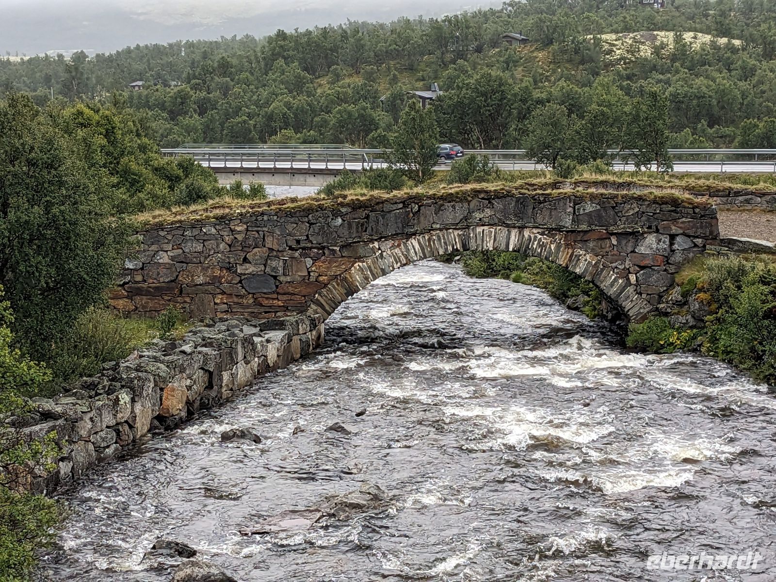 die älteste erhaltene Brücke Norwegens war Teil des 