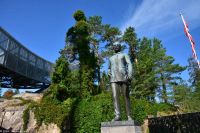 Oslo - Holmenkollen - Fritjof Nansen - Polarforscher, Friedensnobelpreisträger und Erfinder des Nordischen und Alpinen Skisports
