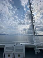  ...bei ruhigster See befördert.