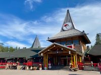 Im Dorf des Weihnachtsmanns