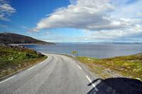 Auf der E69 am Porsangerfjord - Der Weg zur Insel Magerøya (Nordkappinsel)