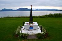 145 Trondenes, Ehrenmal