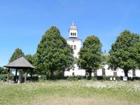 Kirche in Röck und Runenstein