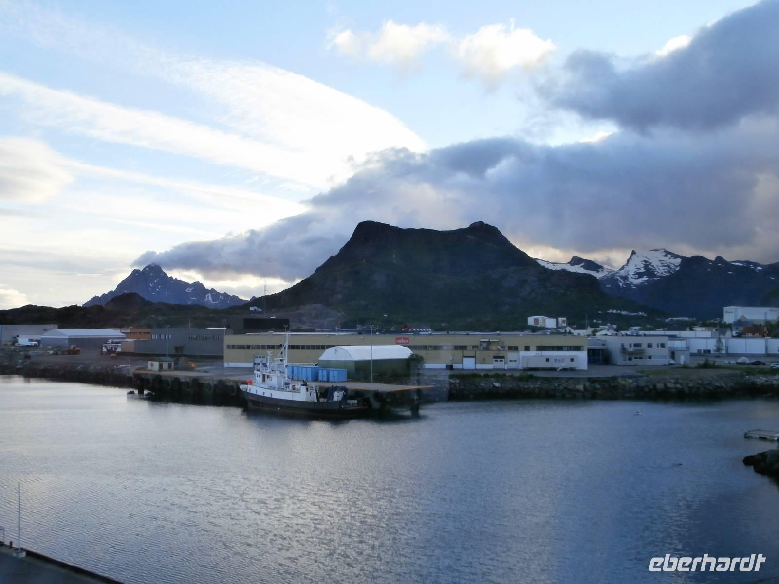 Svolvär Lofoten am Abend