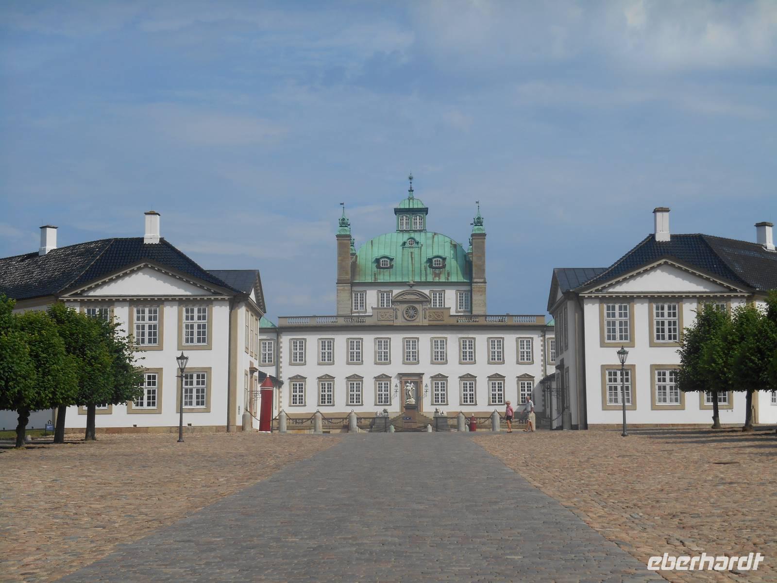 Schloss Fredensborg in Fredensborg