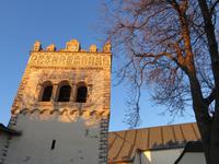 Glockenturm der katholischen Kirche Keszmarok