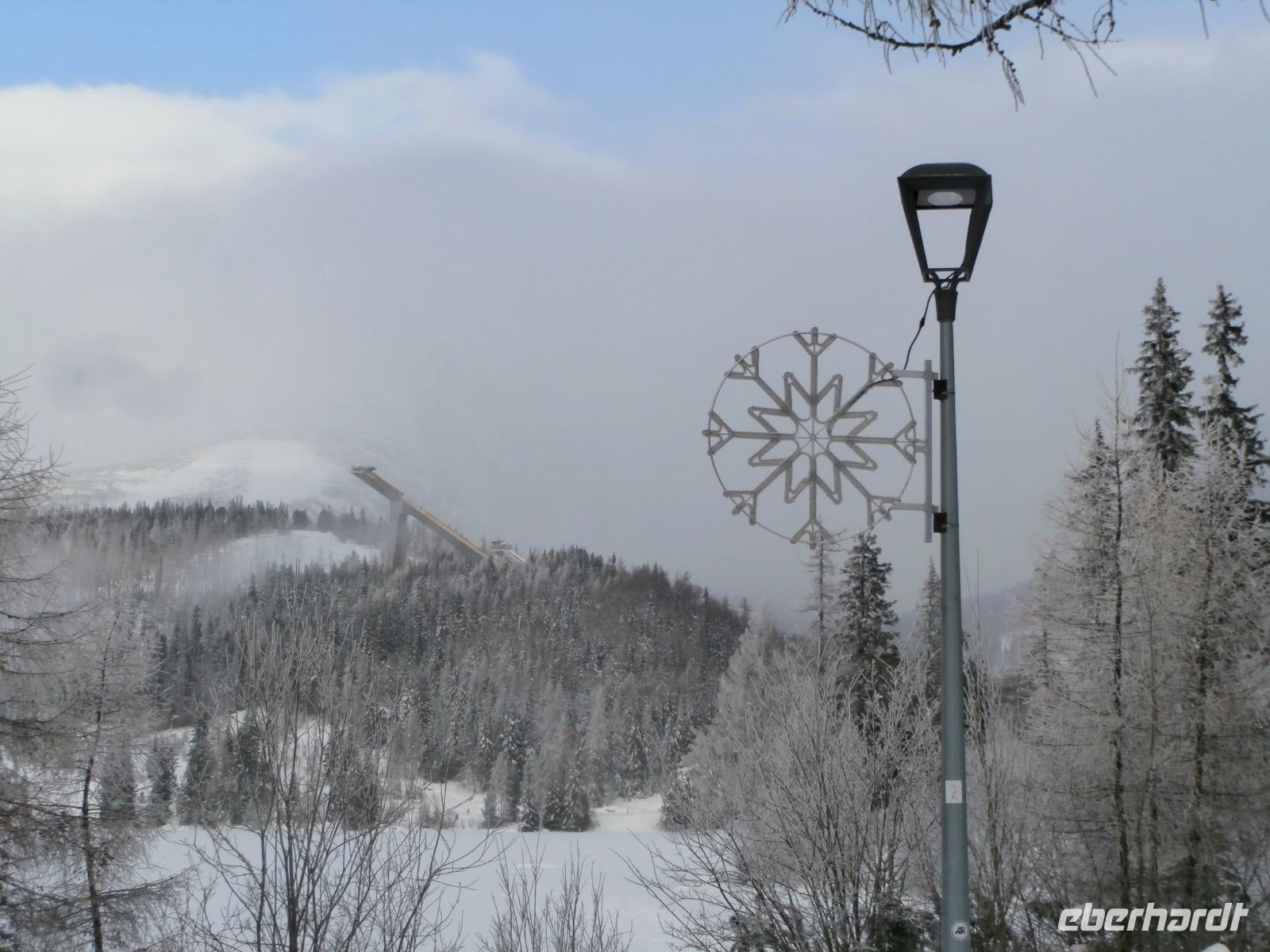 Strbske Pleso  See mit Schanze