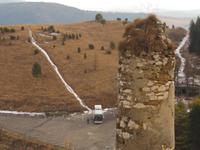 wir sind oben - unser Bus ganz klein