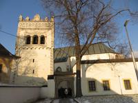katholische Kirche und Glockenturm Keszmarok