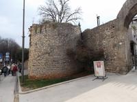 altes römisches Stadttor in Pula