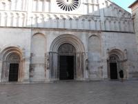 Fassade der Kathedrale Zadar