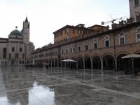Ascoli Piceno, Kathedralenplatz