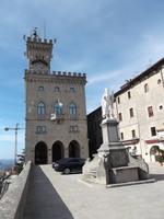 Freiheitsplatz mit Gouverneurspalast, San Marino