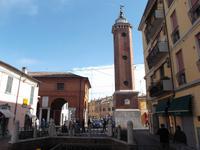 Comacchio, Altstadt mit Uhrturm und Ratsloggia