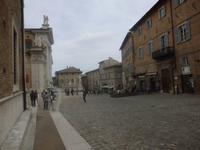 Hauptplatz von Urbino