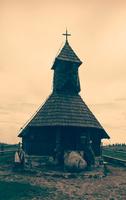 Die im Stil der Hütten erbaute Kirche, Velika planina