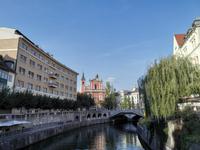 Blick auf die Maria-Verkündigung-Kirche, Ljubljana