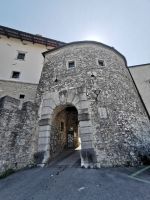 Eingangstor nach Stanjel 