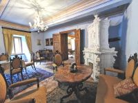 Prunk im Schloß Sneznik