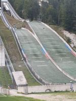 ich sehe was du nicht siehst und das ist..... ein Skiflieger....