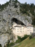 Predjama Burg - Domizil von Räuber Erasmus