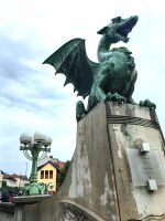 Der Drache ist das Symbol von Ljubljana und man findet ihn im Straßenbild überall