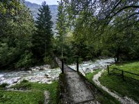 Heute ist leider an der Soca alles wolkenverhangen, grau, trübe und es regnet