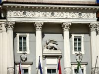 Am Rathaus von Piran thront ebenfalls der venezianische Löwe