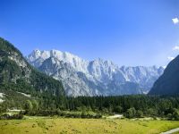 Blick in die Berge von Planica aus