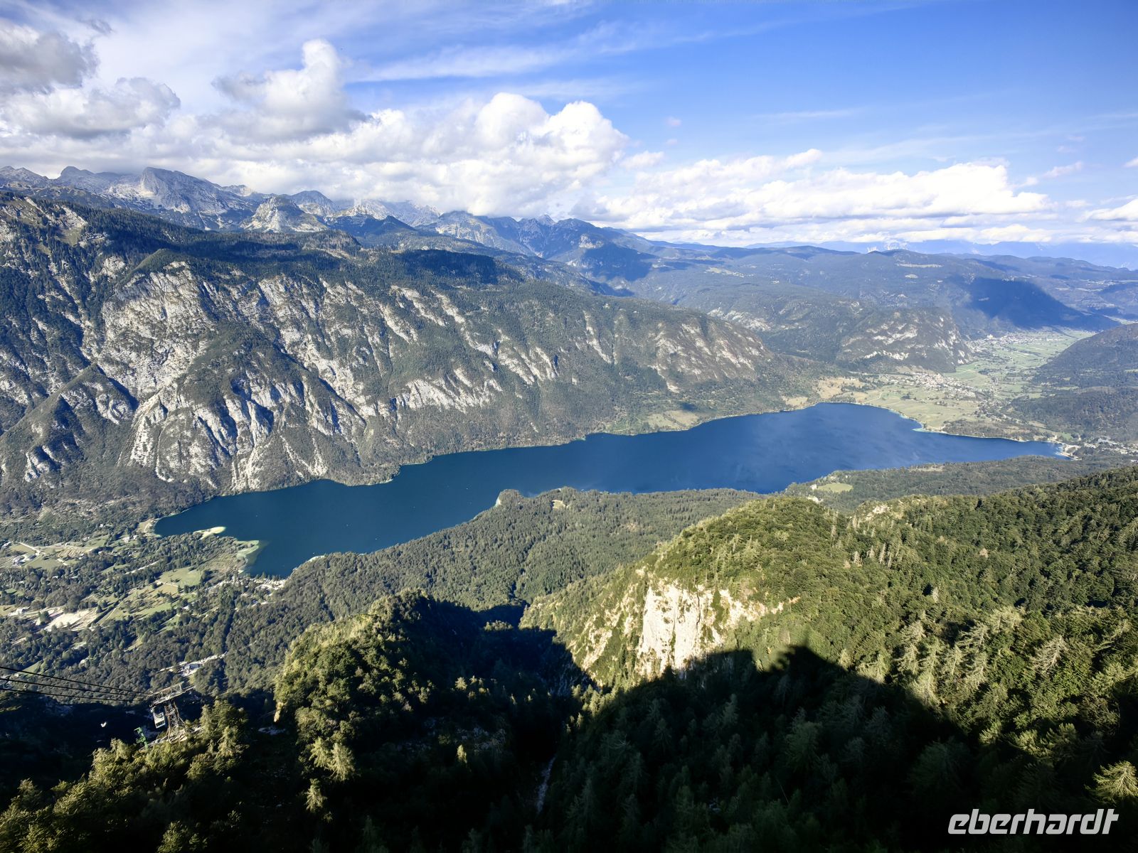 Blick über den Bohinjsee &ndash; &copy;  (Eberhardt TRAVEL)