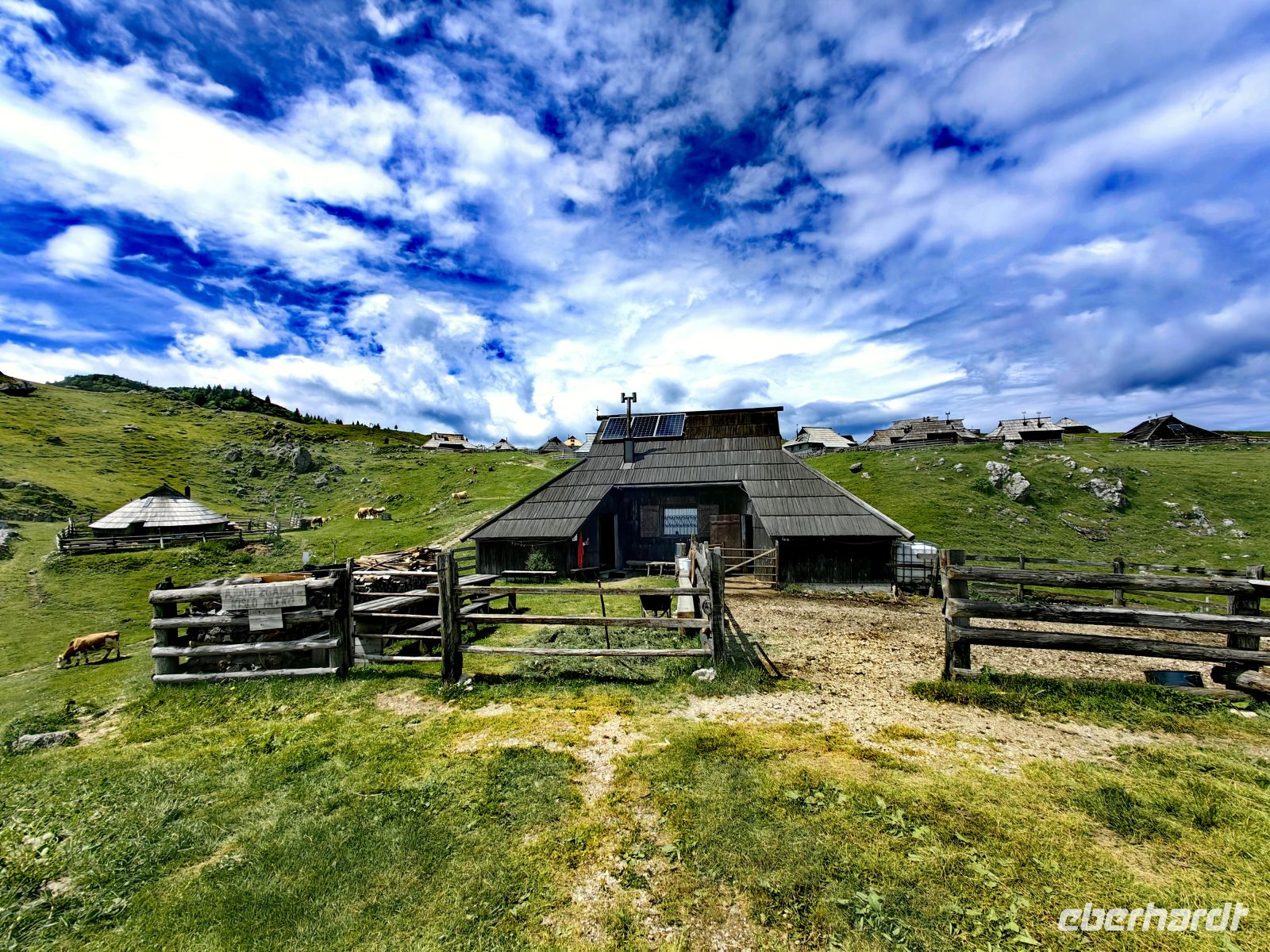 Sennerhütte auf der Velika Planina &ndash; &copy;  (Eberhardt TRAVEL)