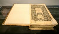 In der Universität von Ljubljana liegt die älteste Bibel aus dem 16. Jahrhundert
