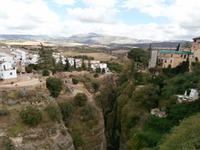 Ronda-Schlucht El Tajo und alte Brücke